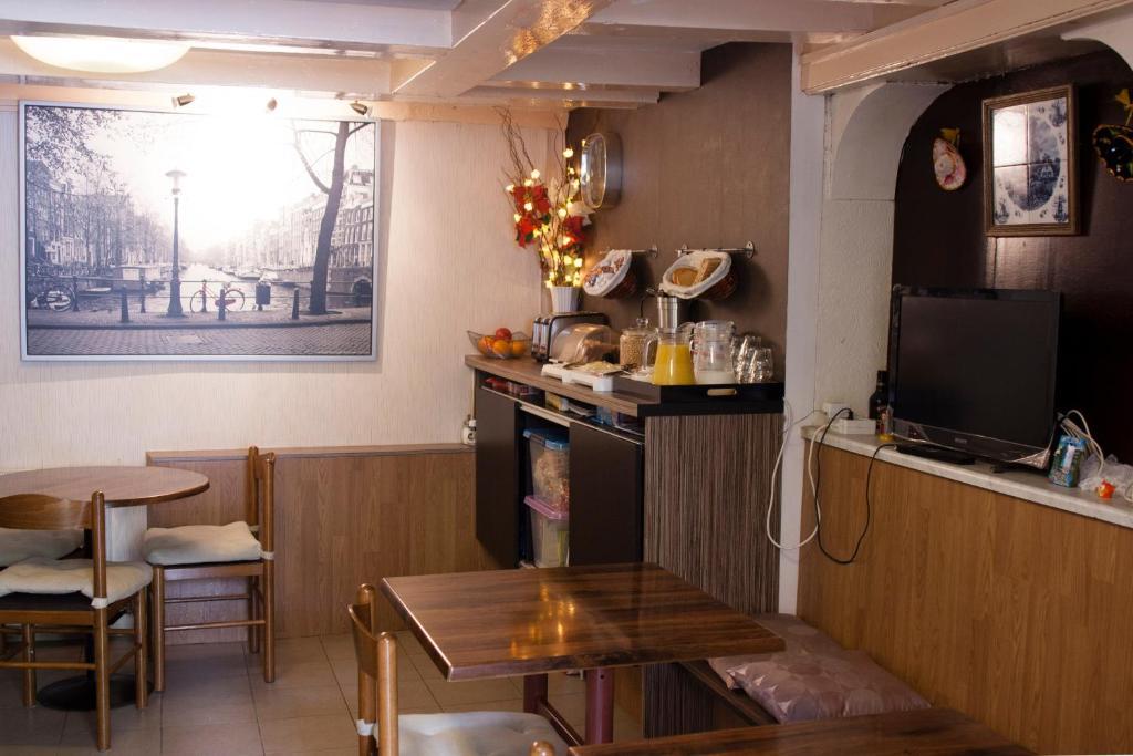 Hostel The Veteran Amsterdam Ngoại thất bức ảnh
